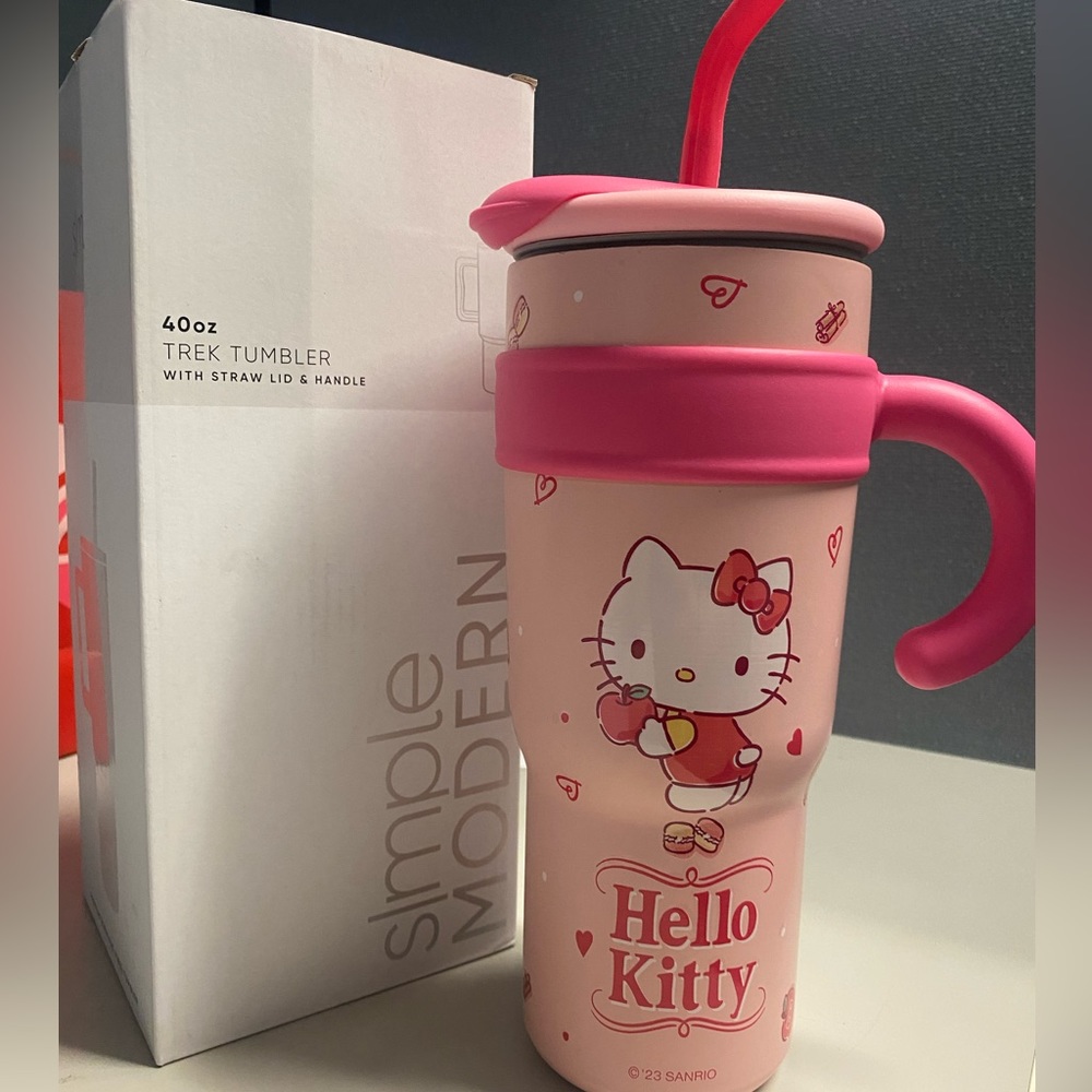 New as is all 40 oz hello kitty tumbler